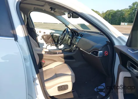 2018 Jaguar F-Pace 25T Prestige z USA, uszkodzony, nr VIN SADCK2FX2JA249035